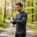 Man using Pulserig Smartwatch outdoors with fitness tracking